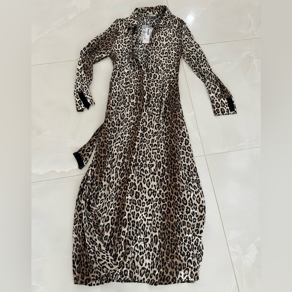 Motel -‎ leopard maxi dress